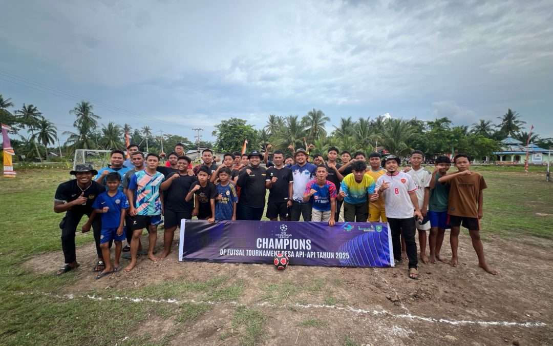 PLT Sekdes Api – Api Buka Turnamaen Futsal Tingkat Desa Api – Api Tahun 2025