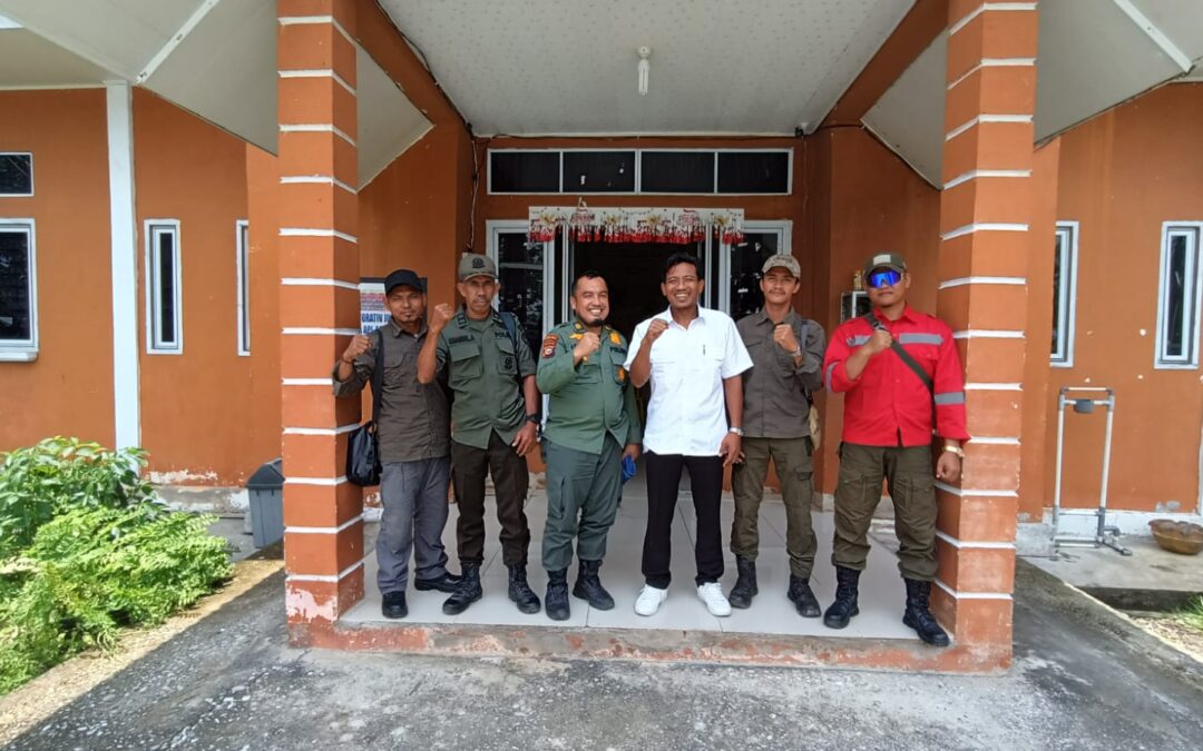 SEKRETARIS DESA API – API MENERIMA KUNJUNGAN KERJA TIM BALAI BESAR KSDA RIAU